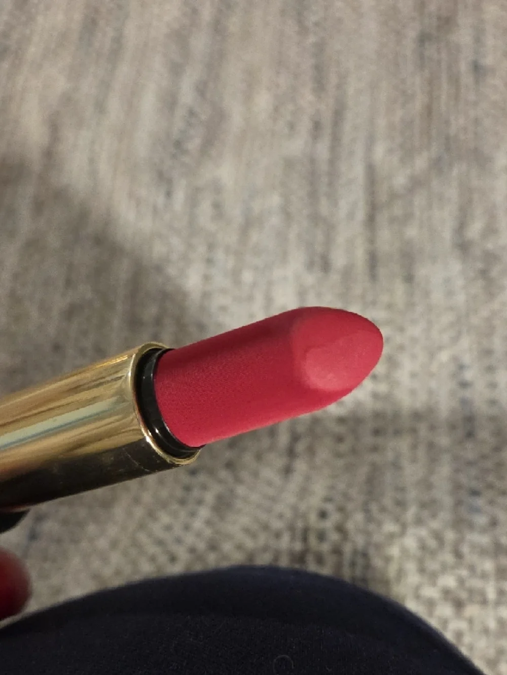 Lisa Eldridge Lipstick - Velvet Bloom - Picture 5 of 5